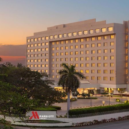 Surat Marriott Hotel Экстерьер фото