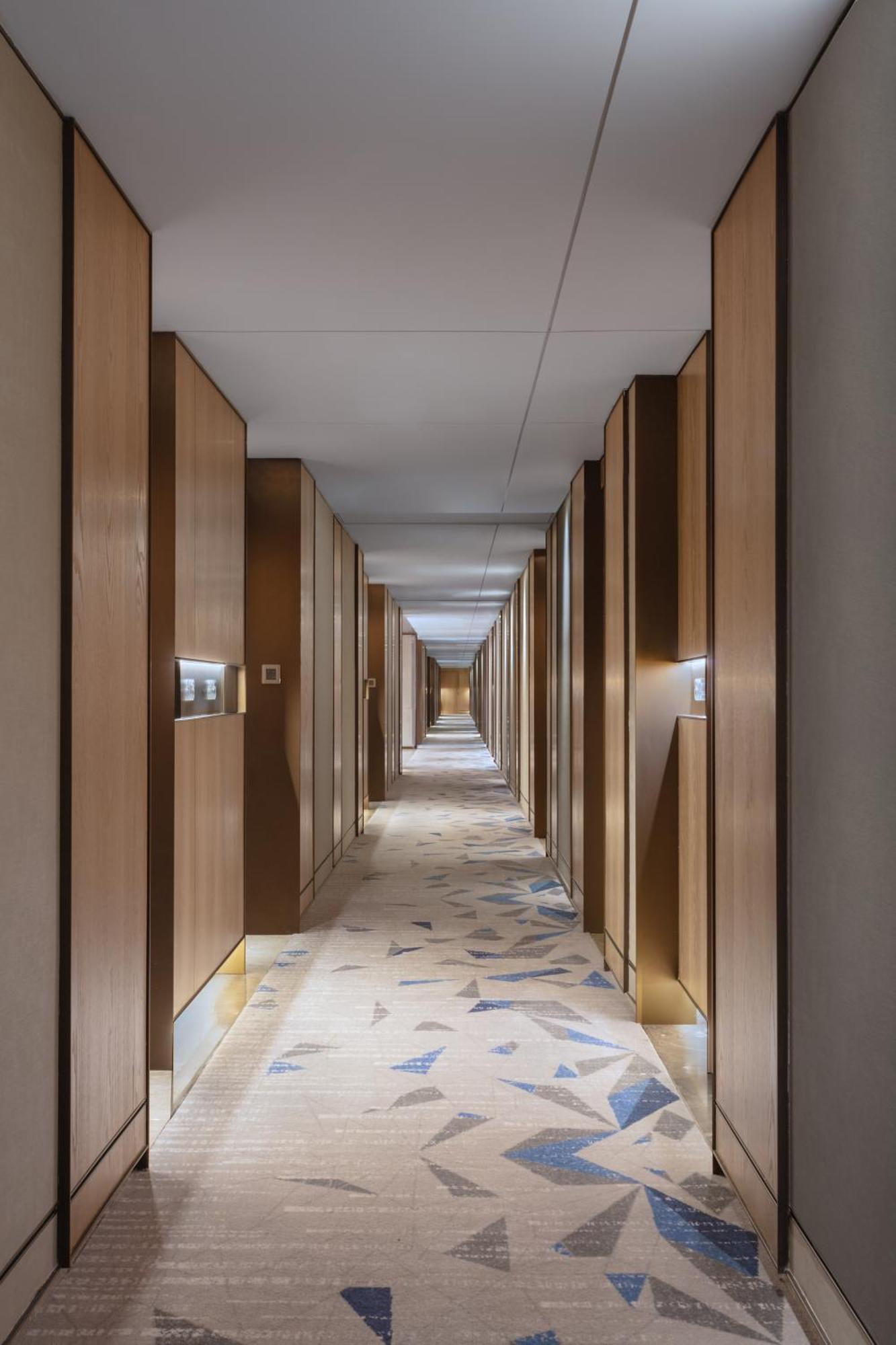 Surat Marriott Hotel Экстерьер фото