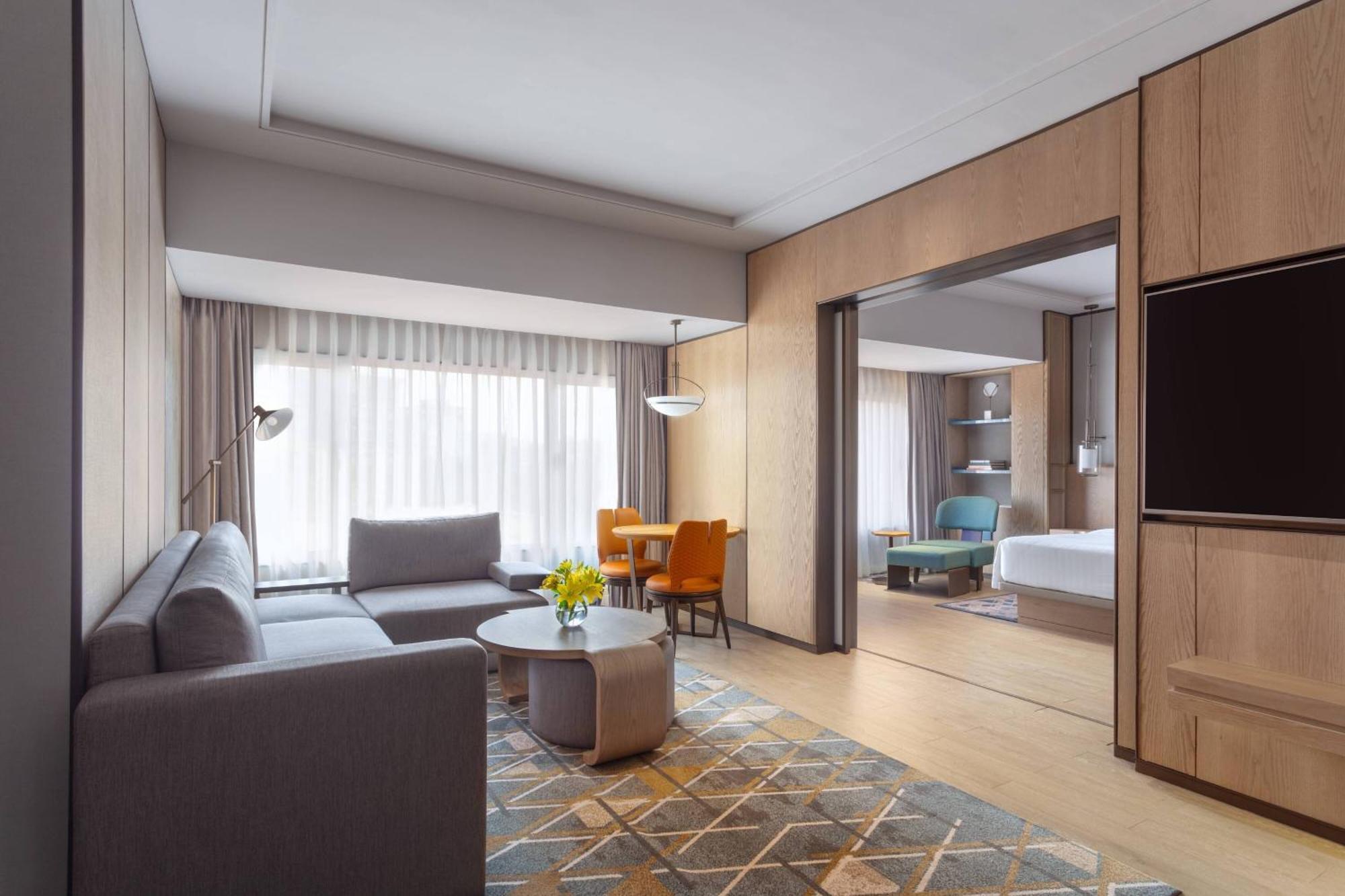 Surat Marriott Hotel Экстерьер фото